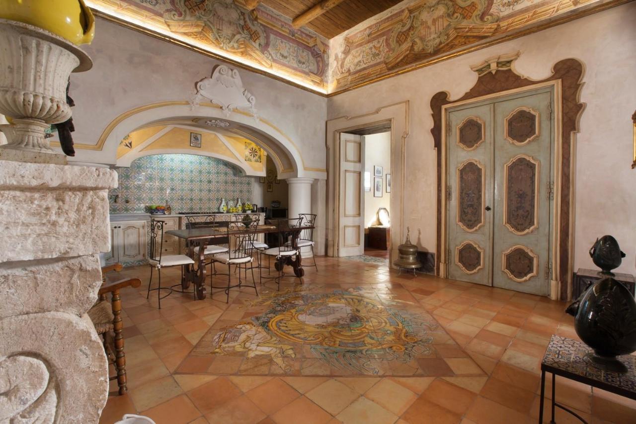 Estate4Home - Palazzo Crocione Positano Buitenkant foto